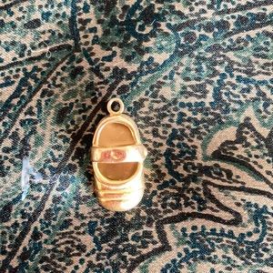 Baby shoe charm 14k
